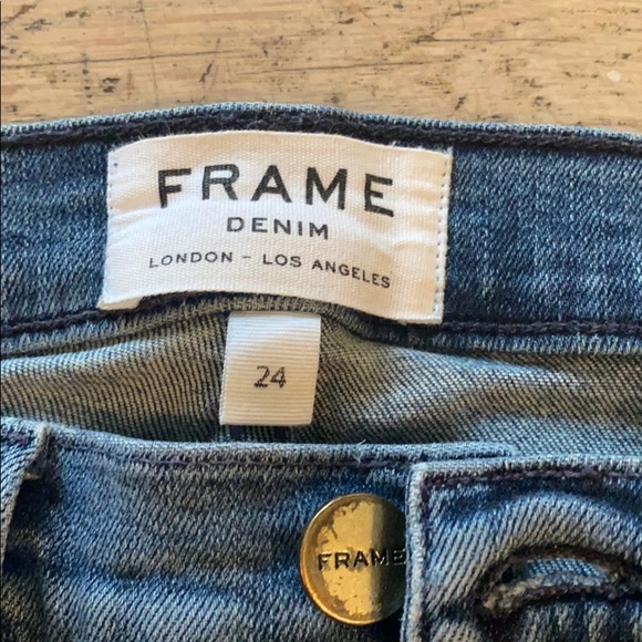 Frame Distressed Skinny Jeans - Picture 4 of 15